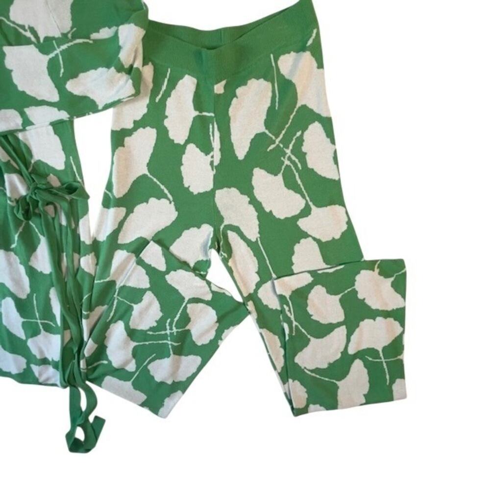Diane von Furstenberg Wrap Top Pant Set Green Leaf Print Resort Quiet Luxury - Picture 8 of 14